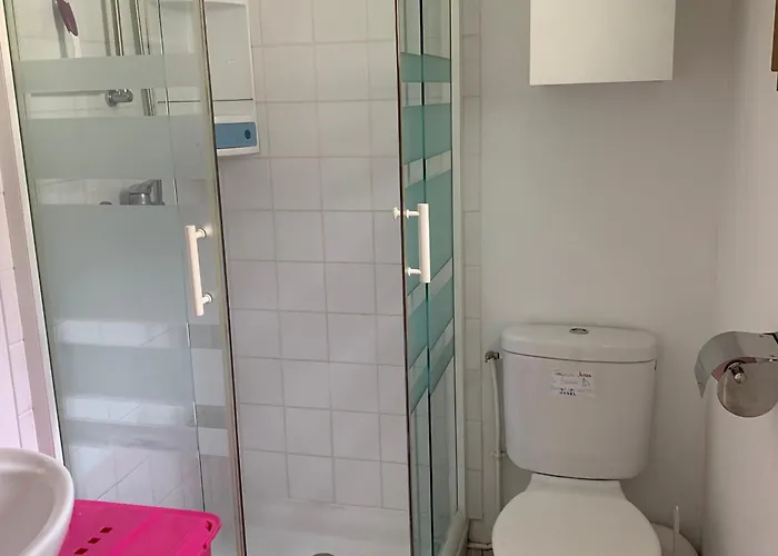 Hébergement de vacances Maisonnette Charmante - Proche Et Commerces - Fr-1-482-161 *